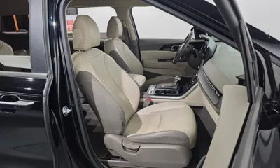 Kia Canival 2023, 73957 км, за 14455.94 USD - фото 26