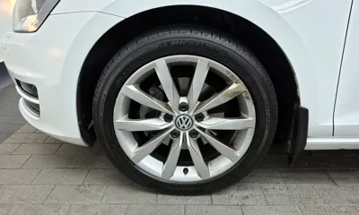 Volkswagen Golf 2013, 100035 км, за 4492.9 USD