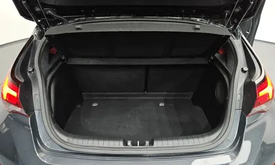 Hyundai Veloster 2018, 98976 км, за 7922.03 USD - фото 20