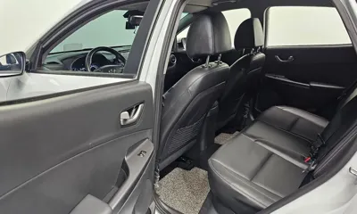 Hyundai Kona 2018, 76196 км, за 9432.74 USD - фото 11