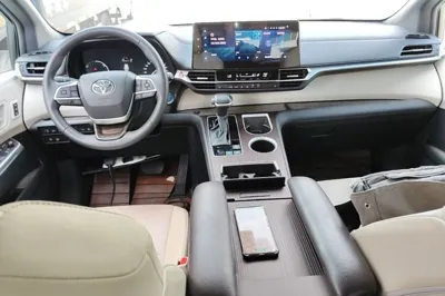Toyota Granvia 2023, 83200 км, за 32823 USD - фото 14