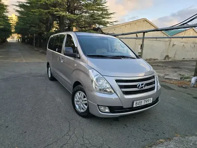 Hyundai Starex 2017, 149504 км, за 6367.34 USD