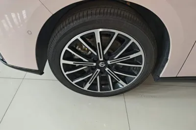 Leapmotor B01 2025, 16100 км, за 16371 USD - фото 8