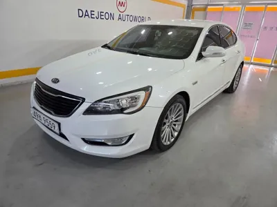 Kia K7 2010, 211875 км, за 2275.24 USD