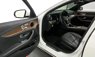 Mercedes-Benz E-Class 2022, 30083 км, за 26957.38 USD - фото 10