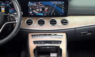 Mercedes-Benz E-Class 2022, 30083 км, за 26957.38 USD - фото 14
