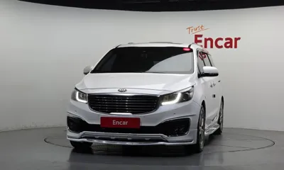 Kia Canival 2018, 84508 км, за 10228.02 USD