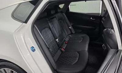 Kia K5 2019, 119155 км, за 9315.97 USD - фото 11