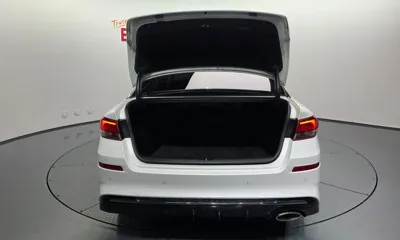 Kia K5 2019, 119155 км, за 9315.97 USD - фото 32