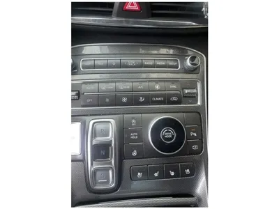 Hyundai Santafe 2021, 64800 км, за 13976.46 USD - фото 9