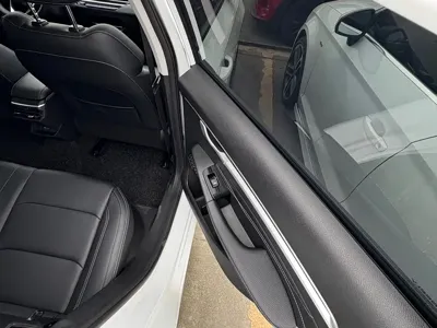 Geely Emgrand 2025, 8000 км, за 6989.27 USD - фото 10