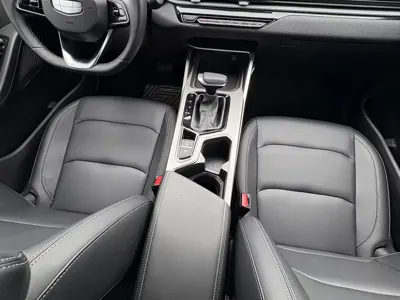 Geely Emgrand 2025, 8000 км, за 6989.27 USD - фото 13