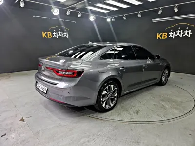 Renault-KoreaSamsung SM6 2019, 155147 км, за 3737.89 USD