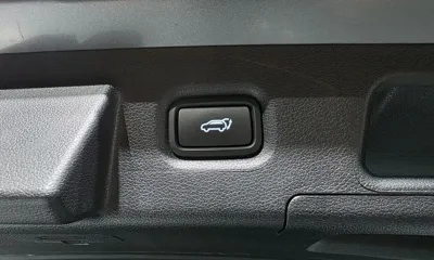 Hyundai Santafe 2022, 10940 км, за 18314.3 USD - фото 32