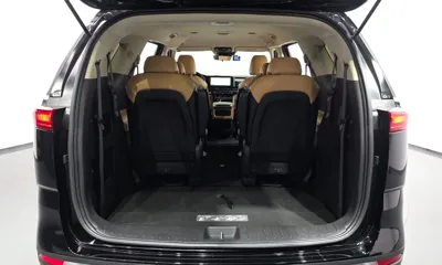 Kia Canival 2023, 82983 км, за 14951.56 USD - фото 20