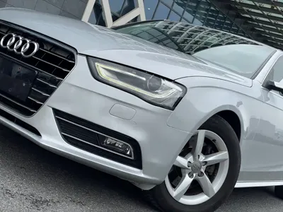 Audi A4L 2013, 150000 км, за 4426.77 USD