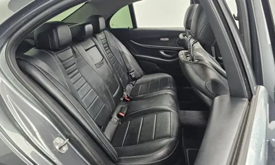 Mercedes-Benz E-Class 2018, 64914 км, за 13781.44 USD - фото 11