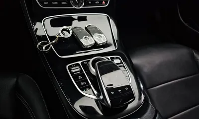 Mercedes-Benz E-Class 2018, 64914 км, за 13781.44 USD - фото 20