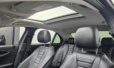 Mercedes-Benz E-Class 2018, 64914 км, за 13781.44 USD - фото 29