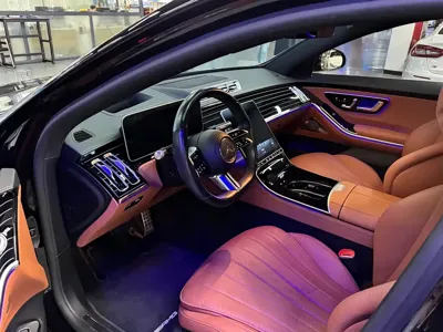 Mercedes-Benz S-Class 2023, 30000 км, за 90320.97 USD