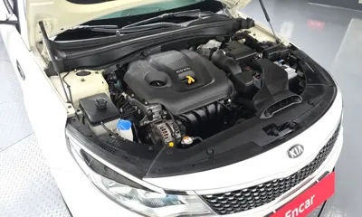 Kia K5 2017, 107483 км, за 7814.02 USD - фото 6