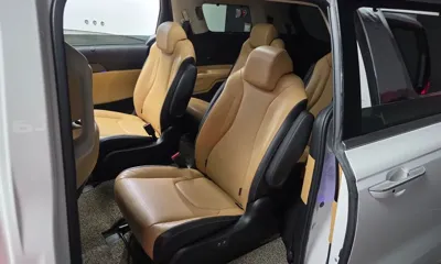 Kia Canival 2021, 55847 км, за 19827.07 USD - фото 11
