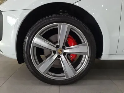 Porsche Macan 2023, 25500 км, за 62540.75 USD