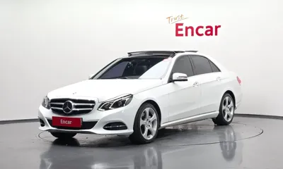 Mercedes-Benz E-Class · 2015 год