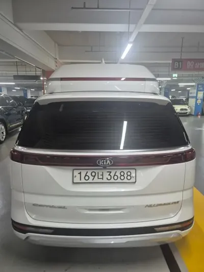 Kia Canival 2021, 75056 км, за 19698.59 USD