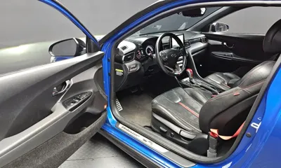 Hyundai Veloster 2018, 81593 км, за 7619.55 USD - фото 11