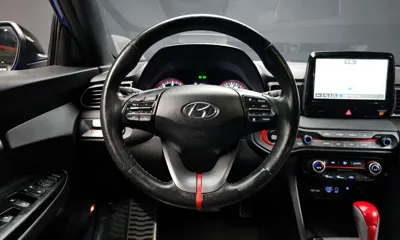 Hyundai Veloster 2018, 81593 км, за 7619.55 USD - фото 13