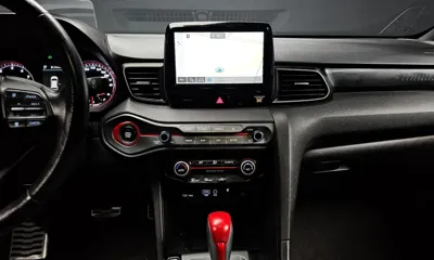 Hyundai Veloster 2018, 81593 км, за 7619.55 USD - фото 14