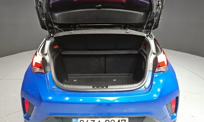 Hyundai Veloster 2018, 81593 км, за 7619.55 USD - фото 20
