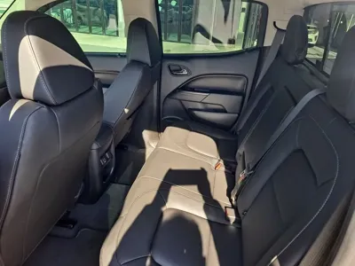 ChevroletGMDaewoo Colorado 2021, 31187 км, за 16272.7 USD - фото 10