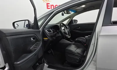 Kia Carens 2014, 157648 км, за 4033.11 USD - фото 10