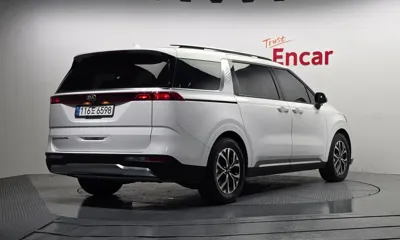 Kia Canival 2021, 62548 км, за 18830.52 USD