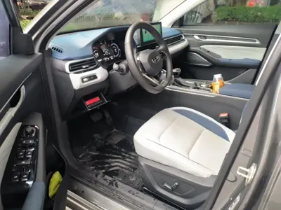 Geely Emgrand 2021, 8600 км, за 6282.84 USD - фото 13
