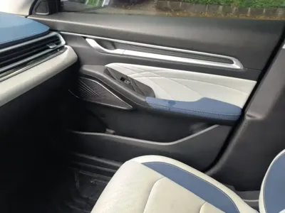 Geely Emgrand 2021, 8600 км, за 6282.84 USD - фото 22