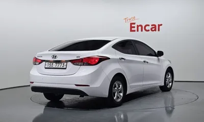 Hyundai Avante 2015, 121577 км, за 3744.09 USD