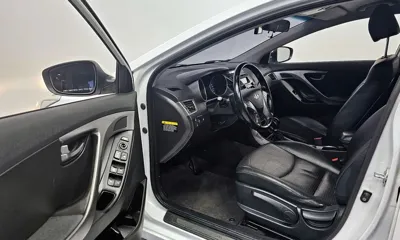 Hyundai Avante 2015, 121577 км, за 3744.09 USD - фото 11