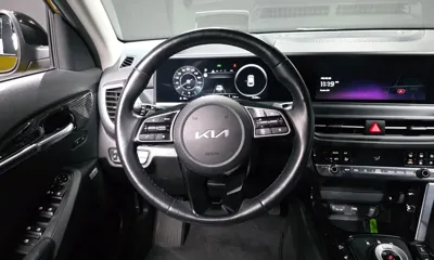 Kia Seltos 2023, 41393 км, за 17915.32 USD - фото 13