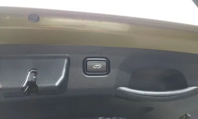 Kia Seltos 2023, 41393 км, за 17915.32 USD - фото 35