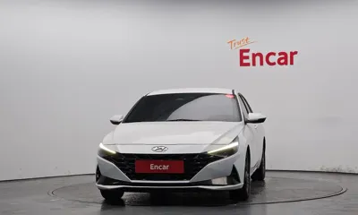 Hyundai Avante 2023, 66228 км, за 11750.03 USD