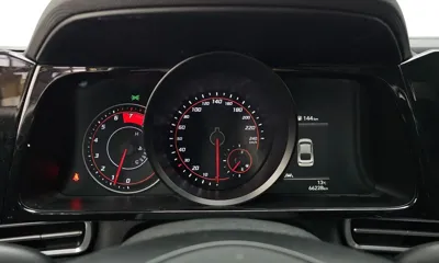 Hyundai Avante 2023, 66228 км, за 11750.03 USD - фото 8