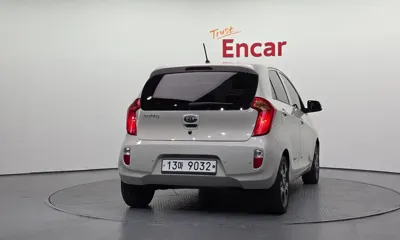 Kia Morning 2013, 101989 км, за 3413.42 USD