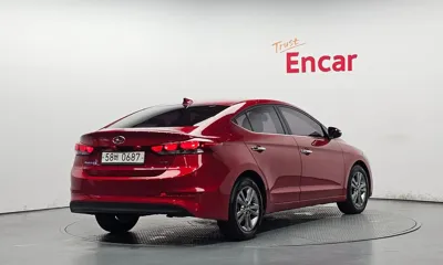 Hyundai Avante 2016, 22462 км, за 7085.74 USD - фото 2