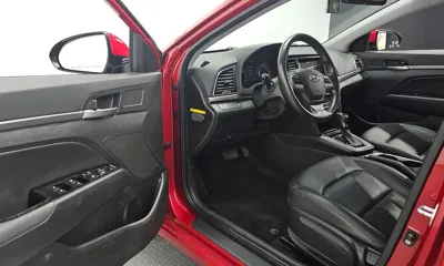Hyundai Avante 2016, 22462 км, за 7085.74 USD - фото 11