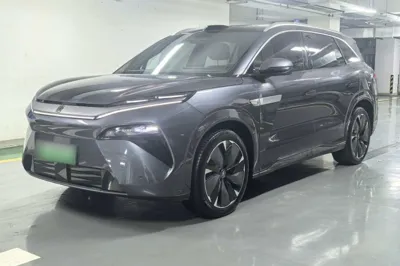 BYD Tang L