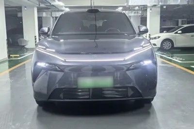 BYD Tang L
