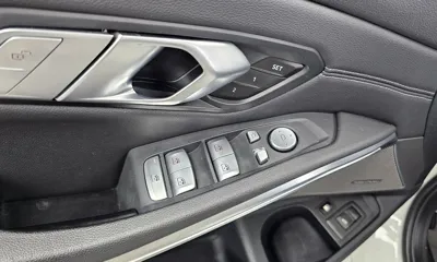 BMW 3-Series 2021, 117184 км, за 16541.95 USD - фото 28